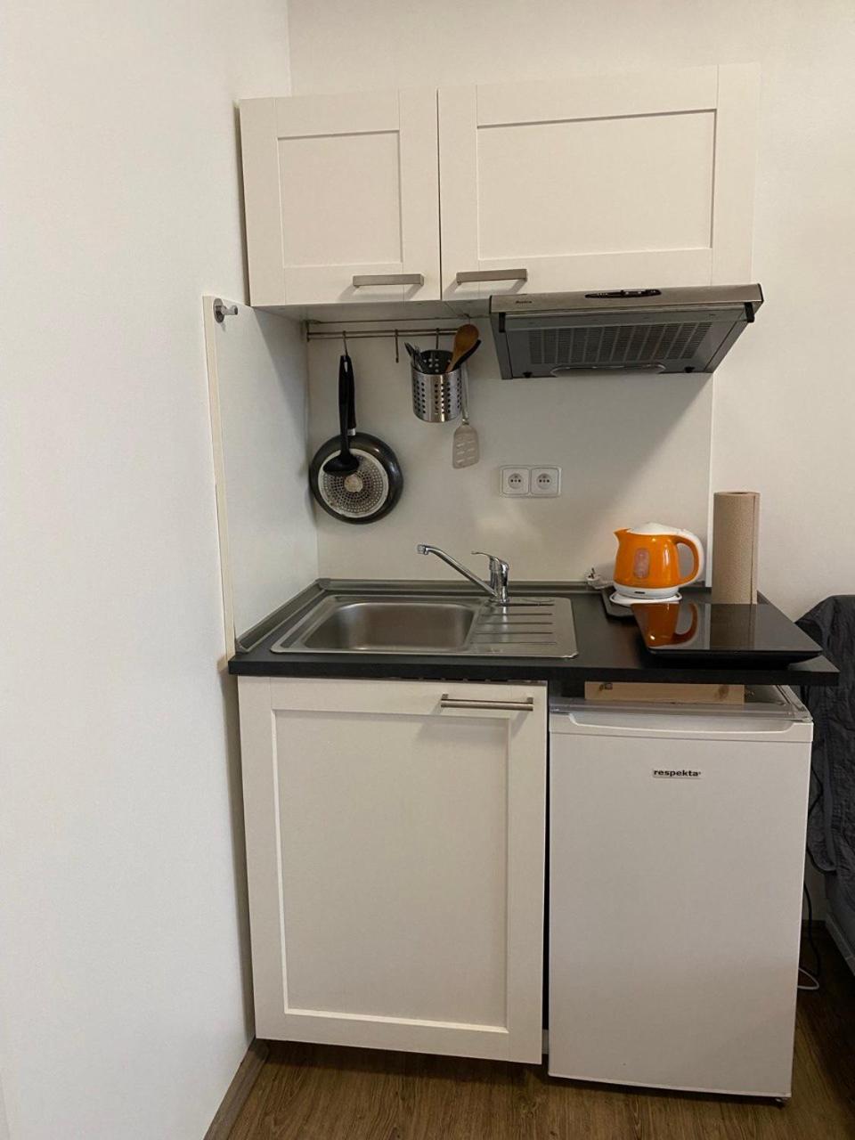 Zizkov Cosy Studio Apartments Прага Екстериор снимка